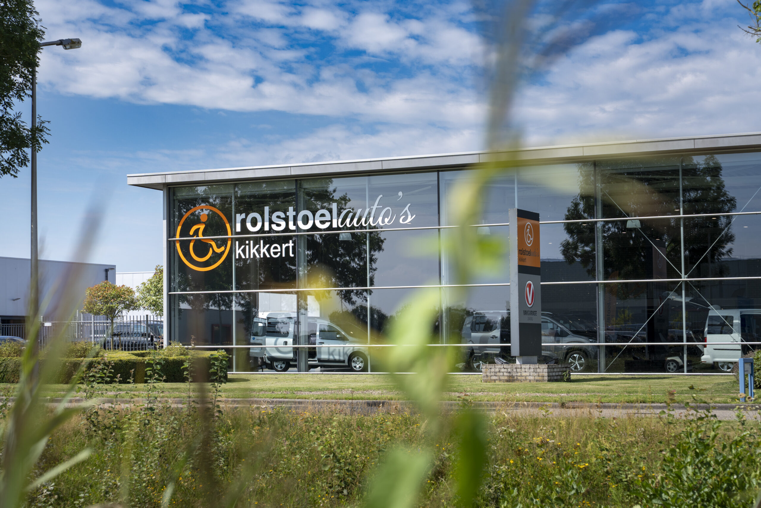 pand van kikkert rolstoelautos buitenkant 3 scaled