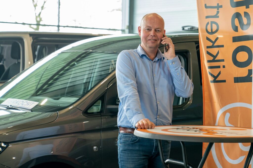 jan tel aan statafel