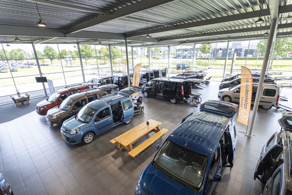 kikkert rolstoelautos zijkant boven